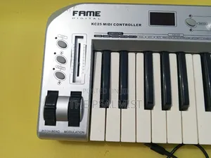 Fame Digital Kc 25 Midi Controller
