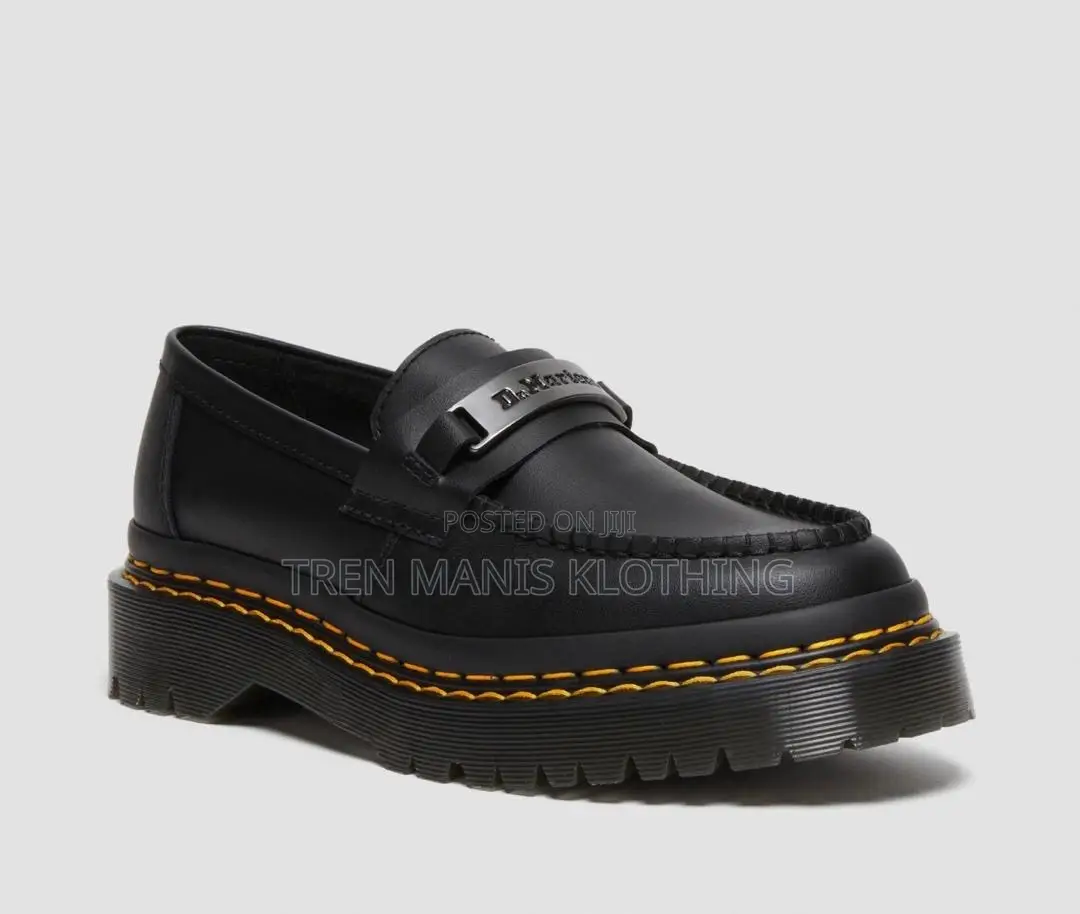 Dr Martens Shoe