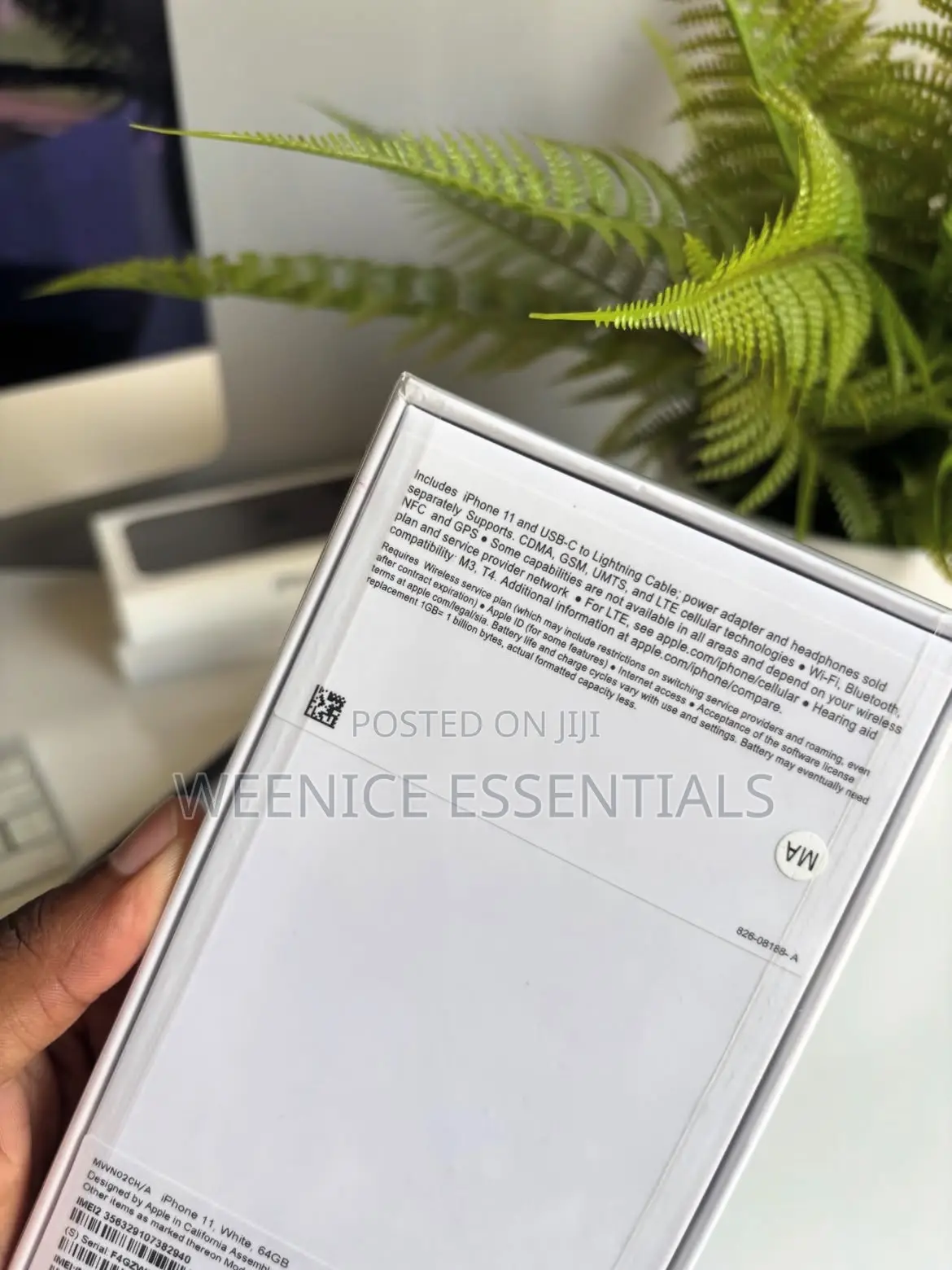 New Apple iPhone 11 64 GB White