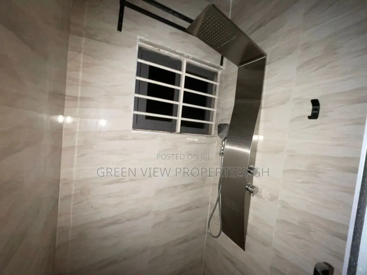 2bdrm Apartment in Ashaley Botwe for rent