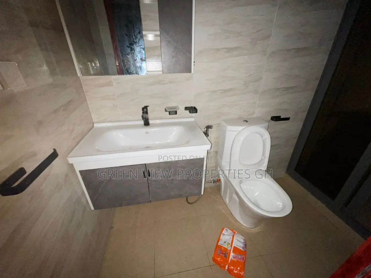 2bdrm Apartment in Ashaley Botwe for rent