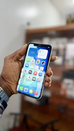 Apple iPhone 11 128 GB Silver