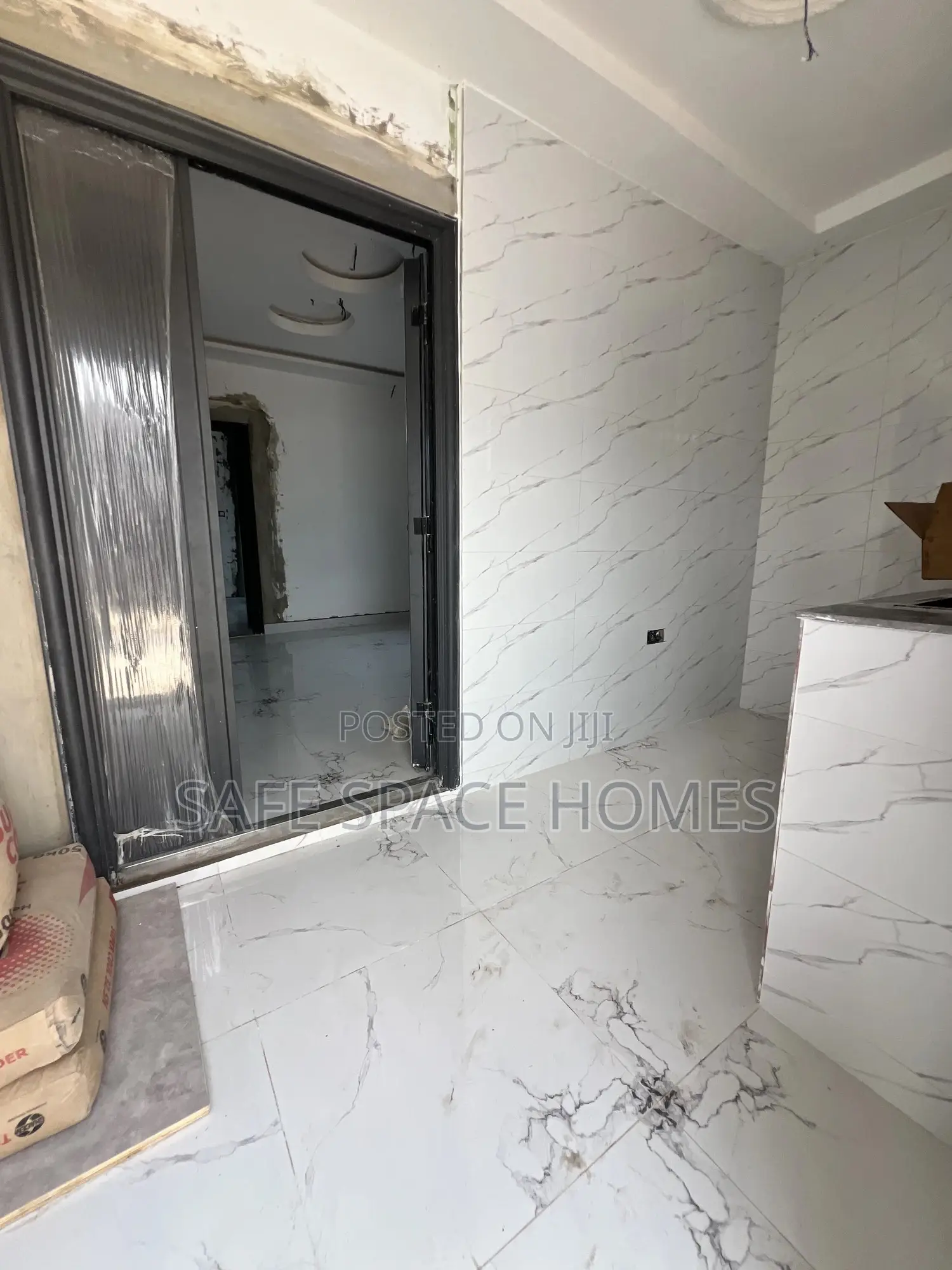 1bdrm Apartment in Tseaddo for rent