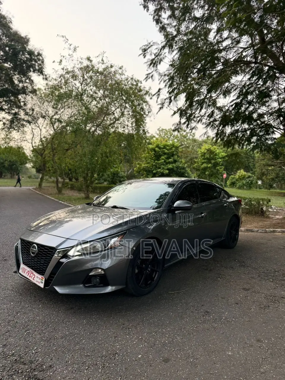 Nissan Altima 2.5 SV FWD 2019 Gray