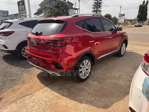 MG ZS 2017 Red