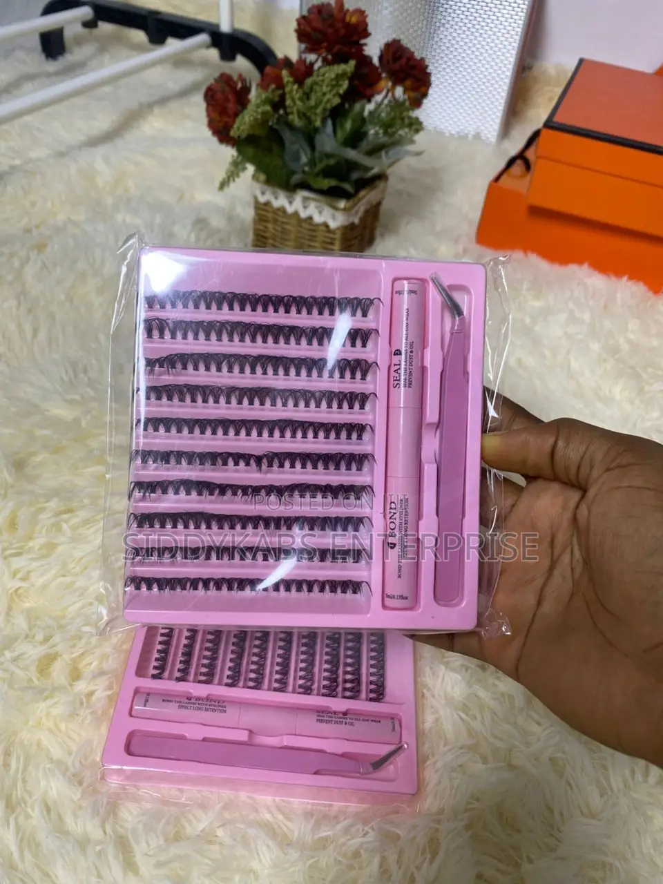 200pc Set Eyelash With Glue