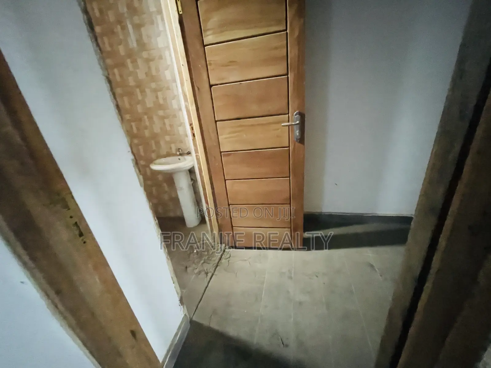 Four Shop Together for Rent at Weija