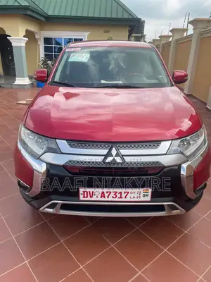 Mitsubishi Outlander SE FWD 2019 Red