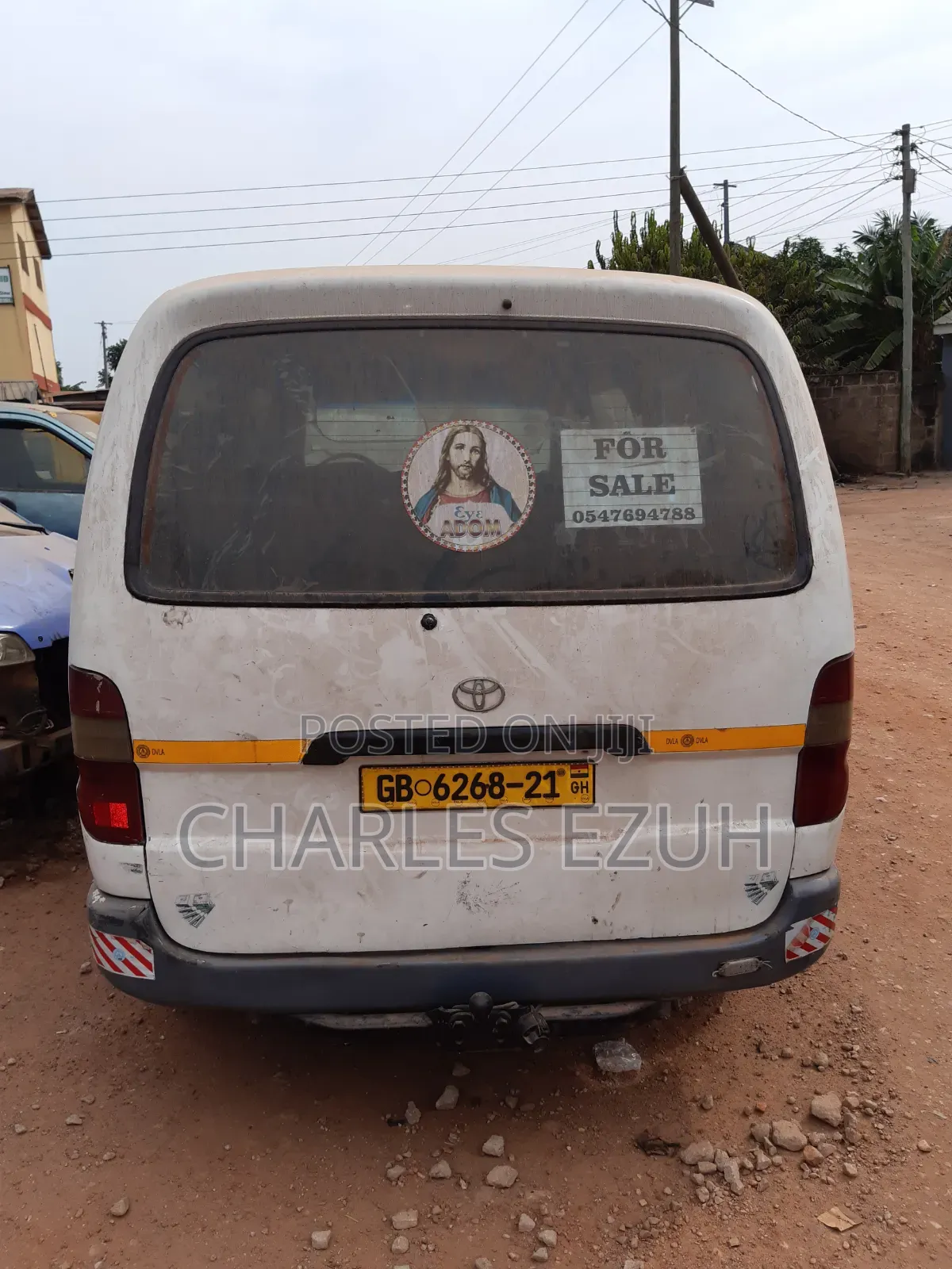 Toyota HiAce 2010 White