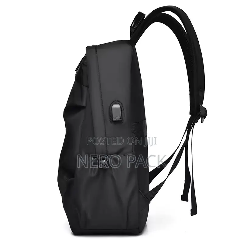 Large Capacity Smart Casual Sports / Laptop Waterproof Backpack