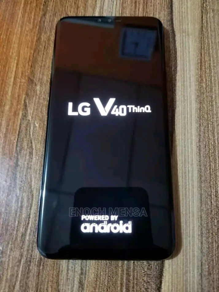 New LG V40 ThinQ 128 GB Black