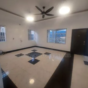 4bdrm House in Baatsona Total for rent