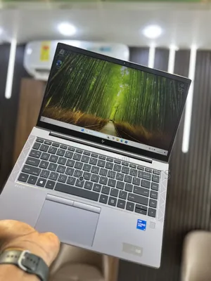 Laptop HP ZBook Firefly 14 G7 16GB Intel Core i5 SSD 256GB
