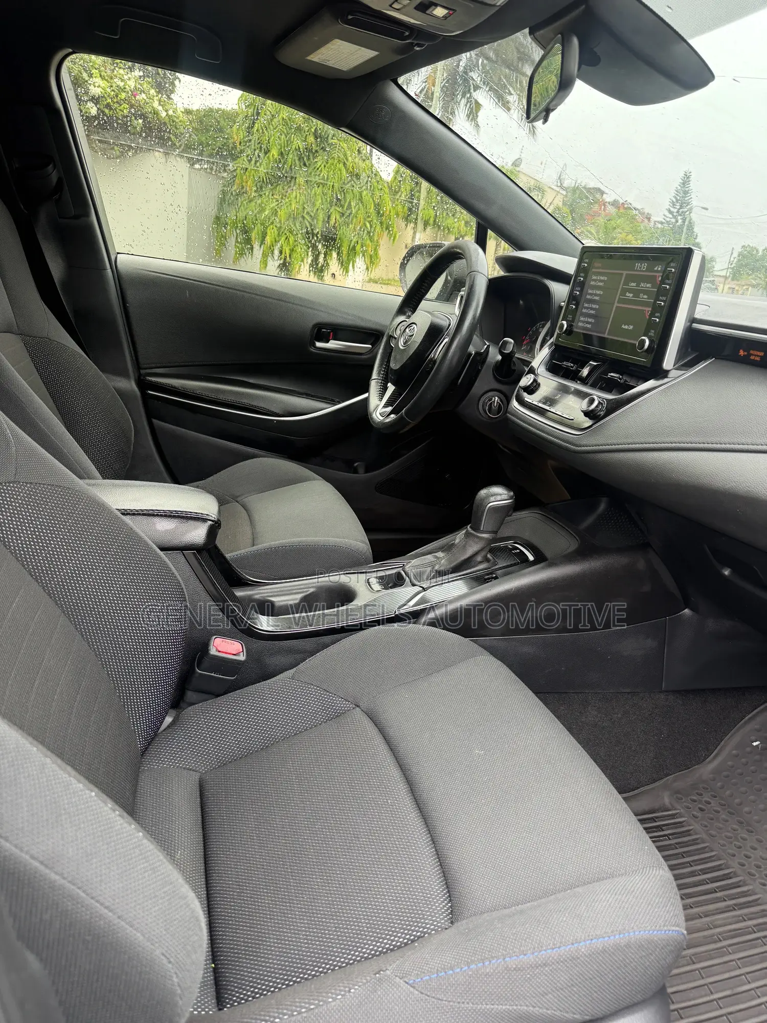 Toyota Corolla SE 2020 Green