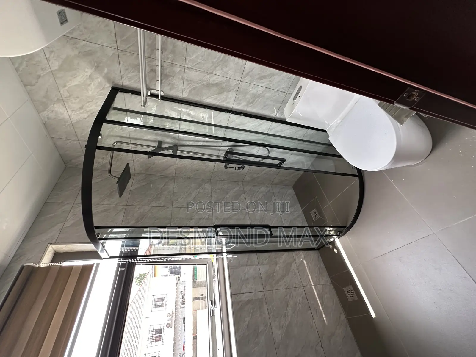 Furnished 3bdrm Apartment in Max Realty, Dzorwulu for rent