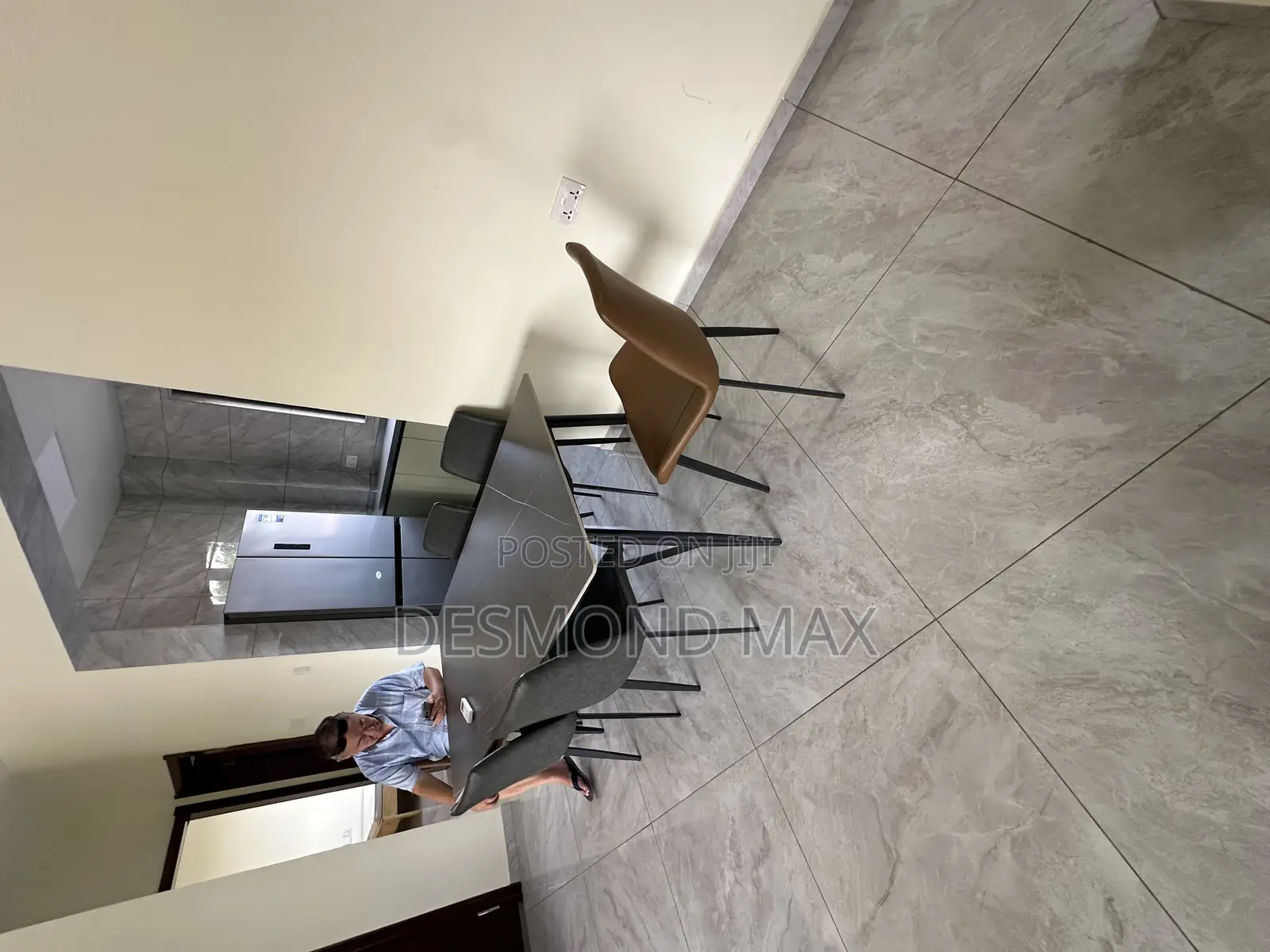 Furnished 3bdrm Apartment in Max Realty, Dzorwulu for rent