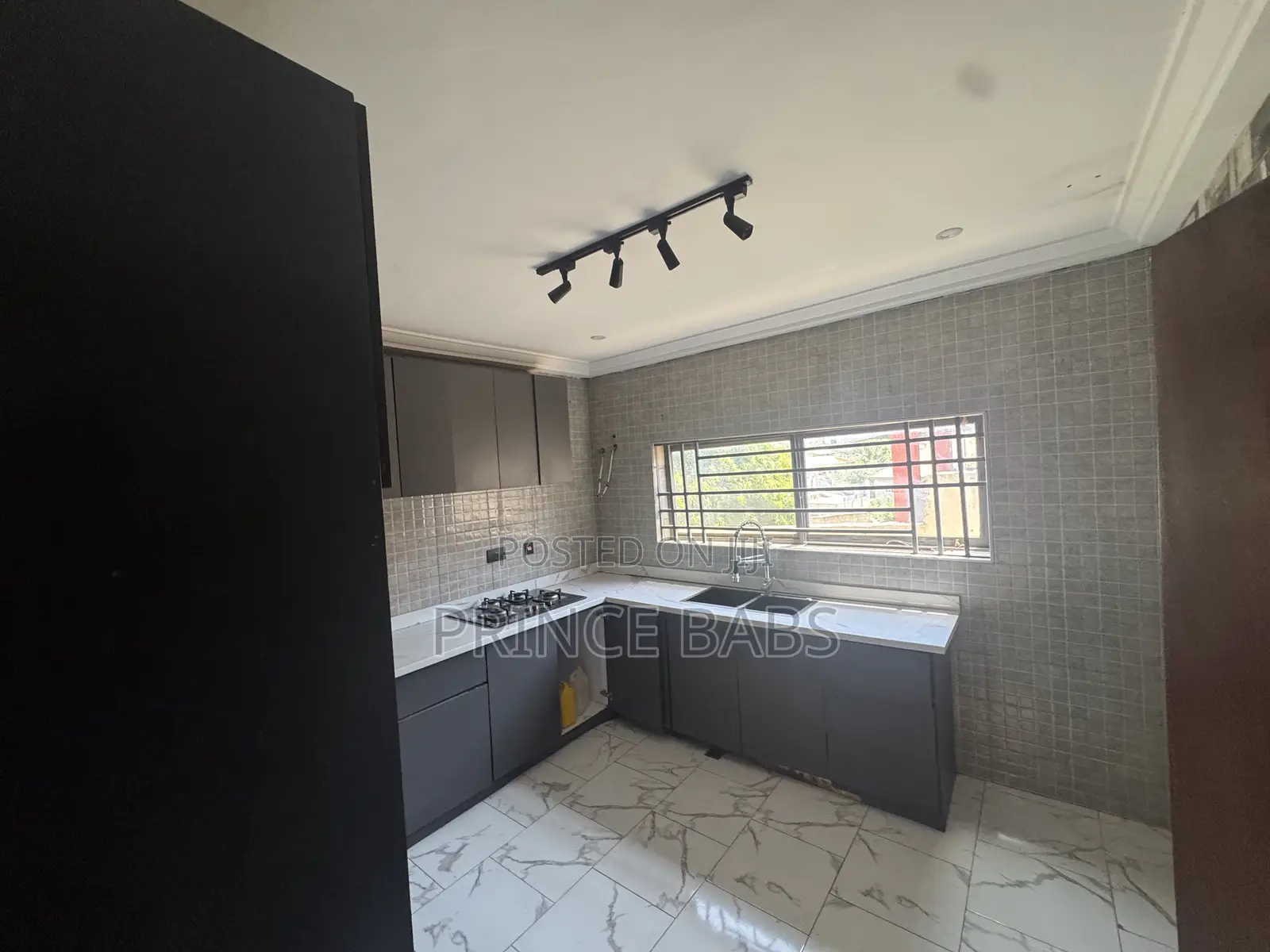 2bdrm Apartment in Gbawe Zero Top for rent