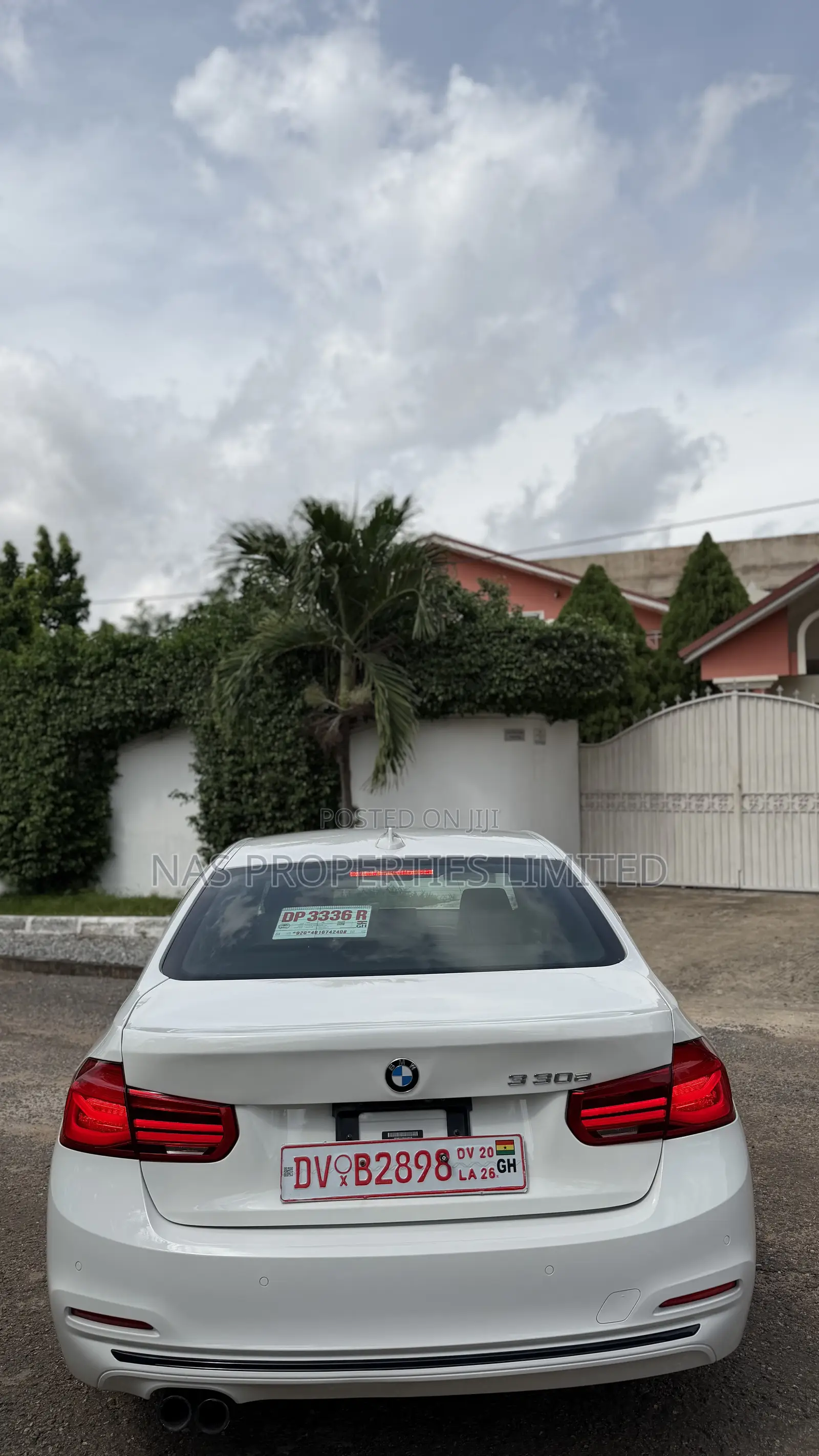 BMW 330i 2017 White