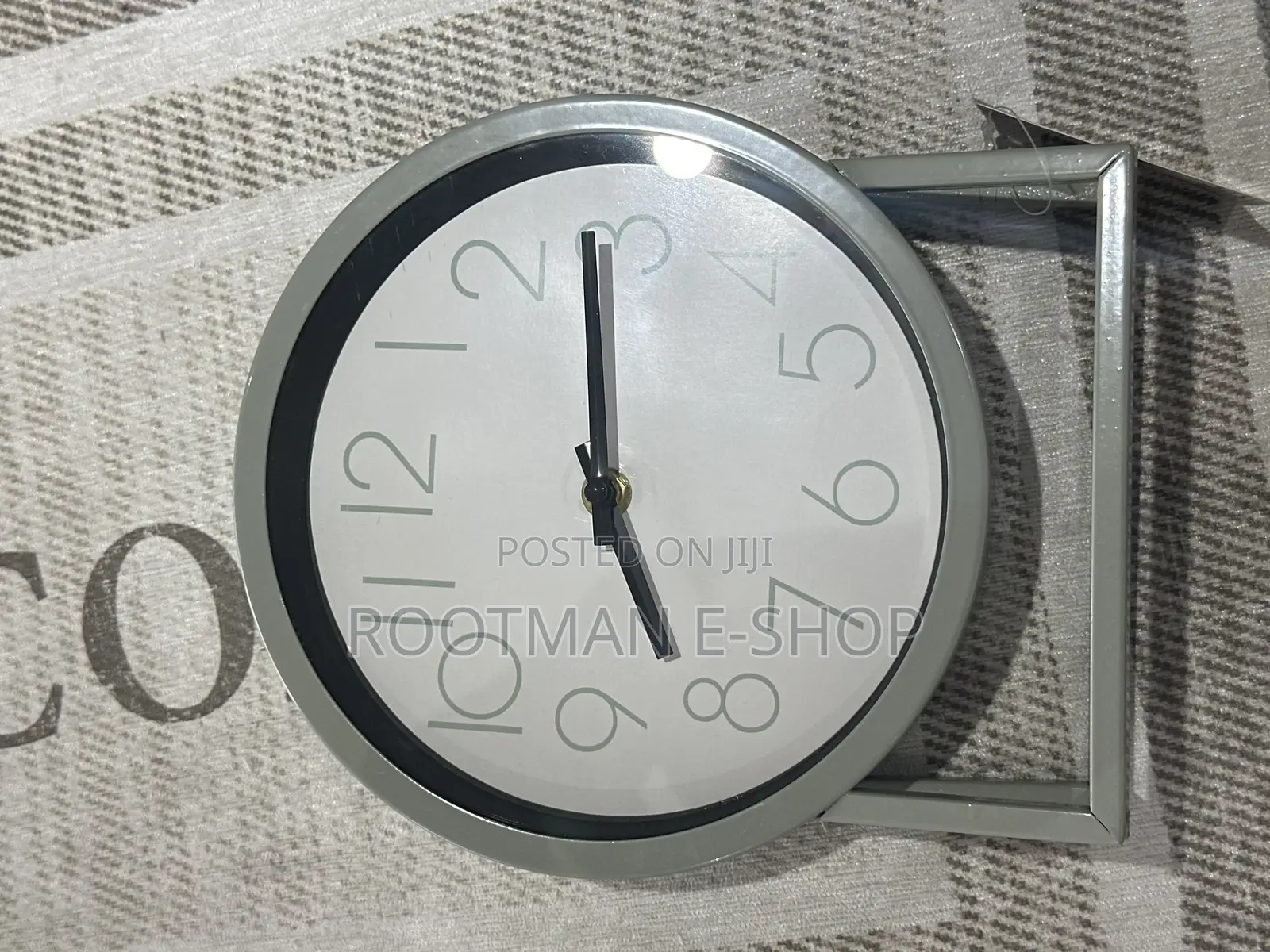 Wilko Sage Green Mantel Clock With a White Dial and Metal Stand