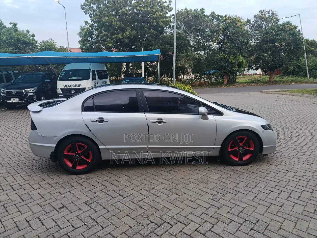 Honda Civic 1.8 5 Door 2011 Silver