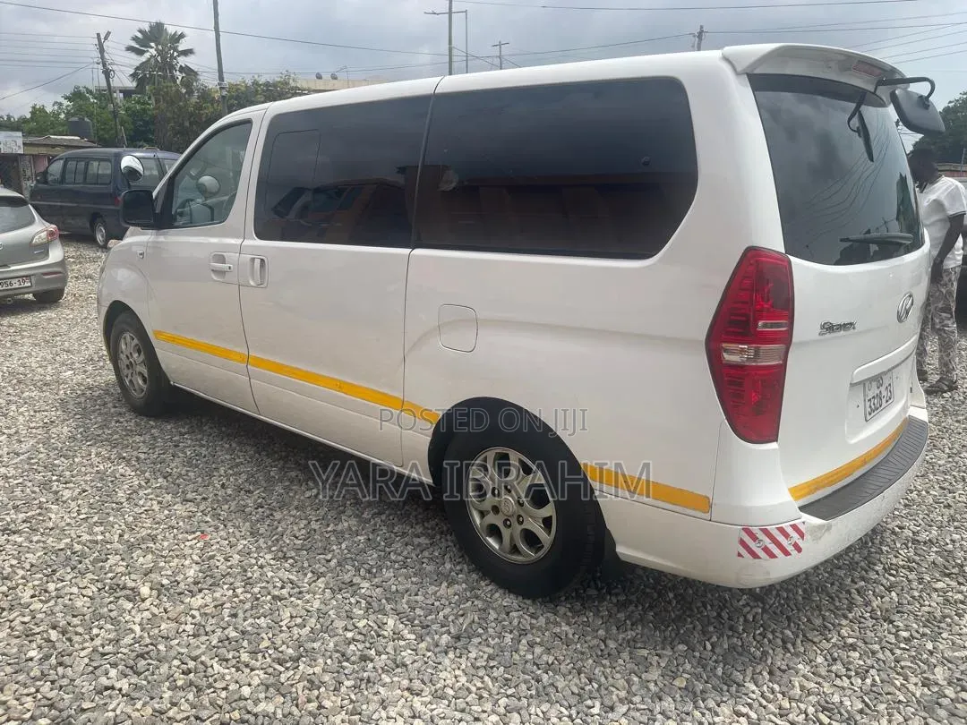 Hyundai Starex 2020 Silver