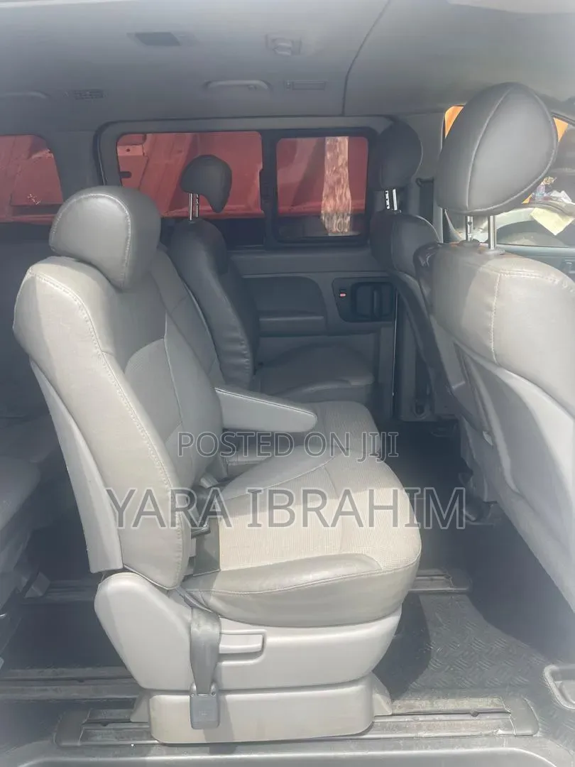 Hyundai Starex 2020 Silver