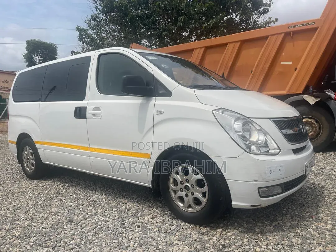 Hyundai Starex 2020 Silver