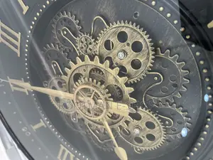 Industrial Black Gold Metal Moving Gears Wall Clock