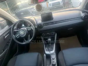 Toyota Yaris LE Sedan 4dr 2019 Red
