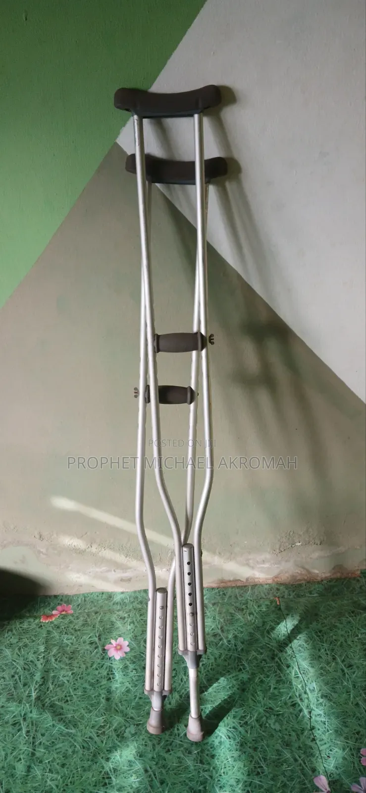 Crutches - Long and Short