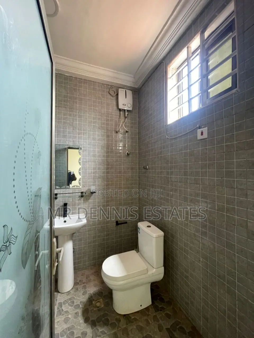 4bdrm House in Old Barrier - for rent