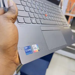 Laptop Lenovo ThinkPad T14s Gen 2 16GB Intel Core i7 SSD 512GB