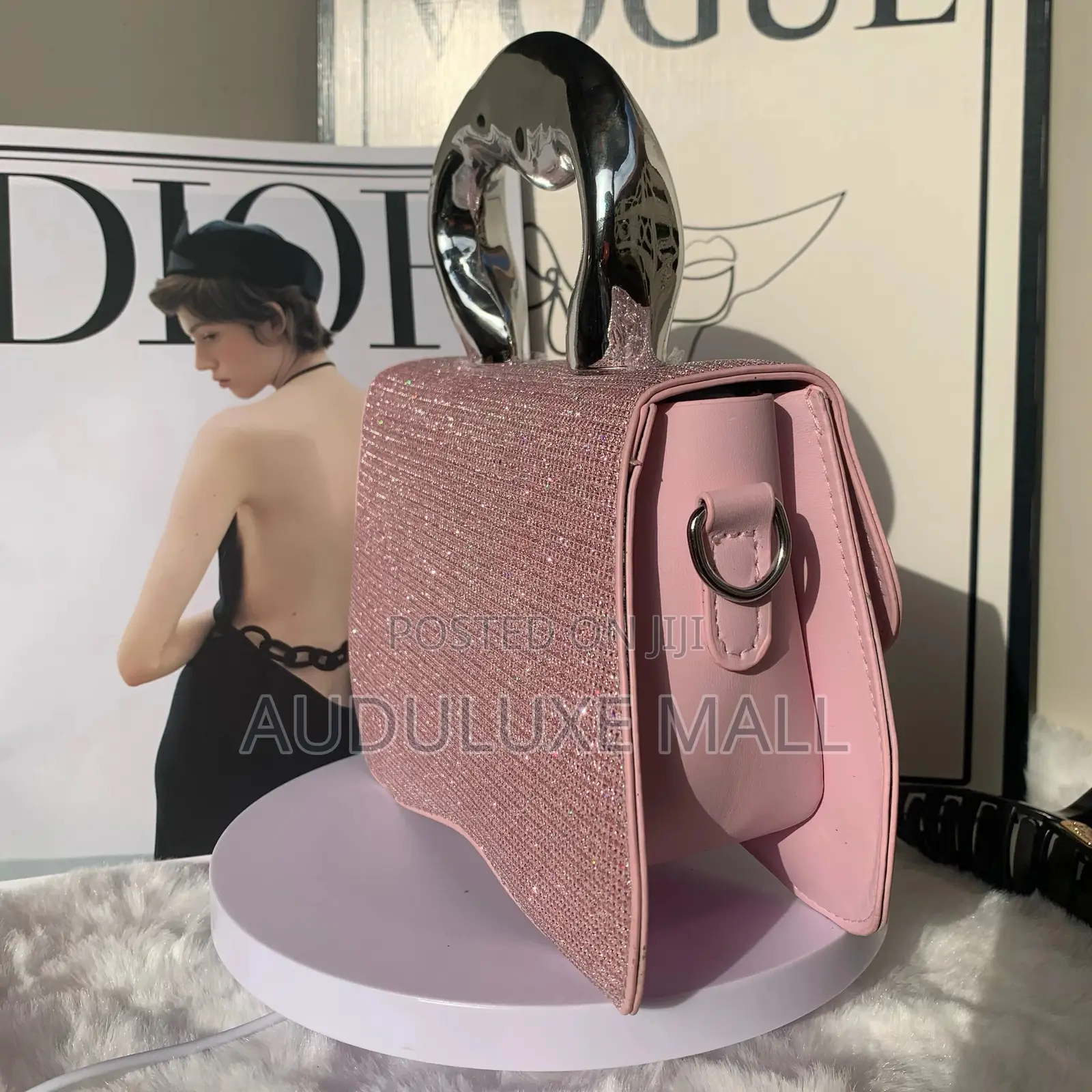 Ladies Fashionable Handbag