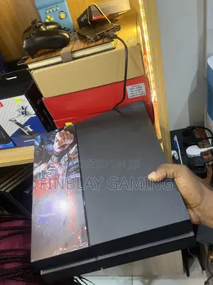 Ps 4 Standard Jailbreak With 8 Games 2 Controllers