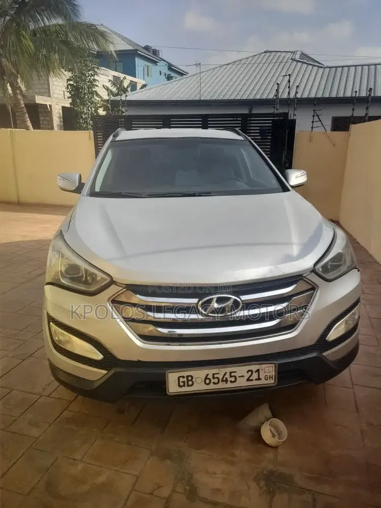 Hyundai Santa Fe GLS 4dr SUV (3.3L 6cyl 6A) 2015 Silver