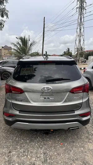 Hyundai Santa Fe SE AWD 2017 Gray