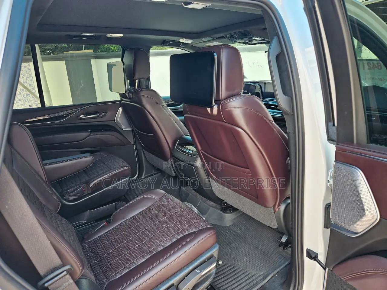 Cadillac Escalade Premium Luxury Platinum 4WD 2023 White
