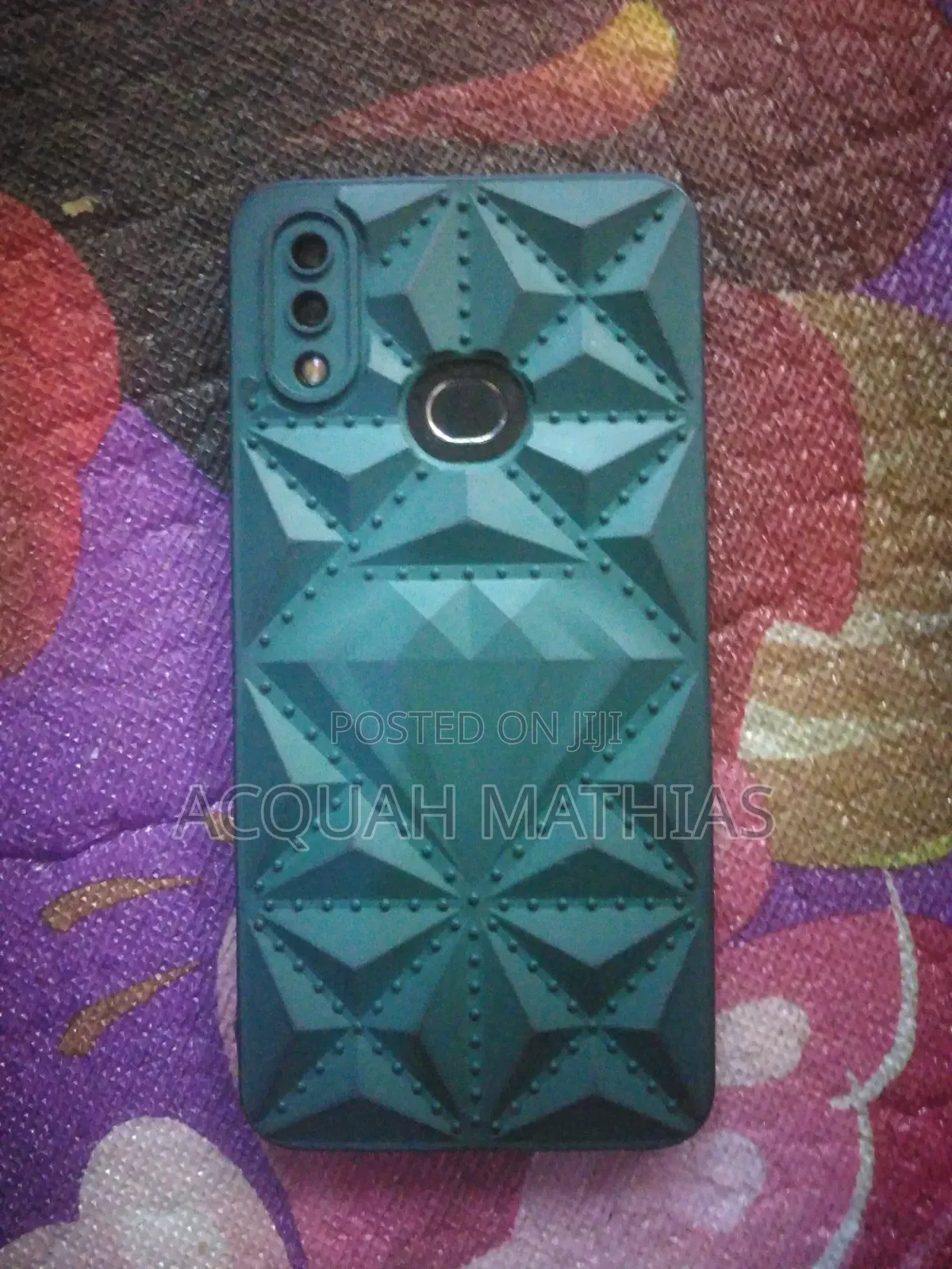 Samsung A10 32 GB Black