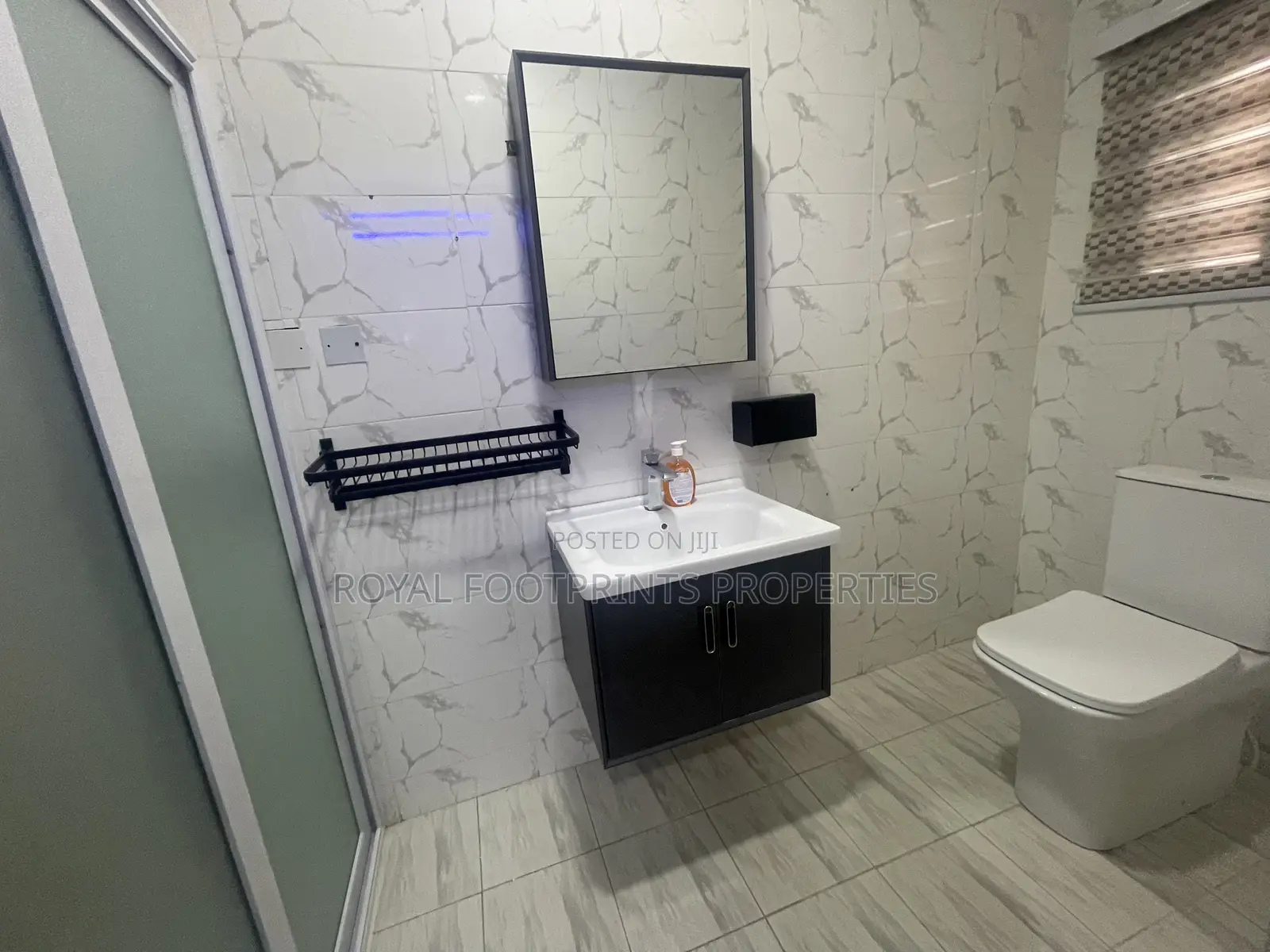 Furnished 2bdrm Apartment in Royal Footprints, Madina for rent