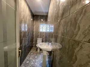 3bdrm House in Kodie Off Offinso, Afigya-Kwabre for sale