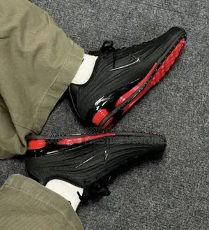 Modern Slim Nike Shox Z W Sneaker "Black Red"