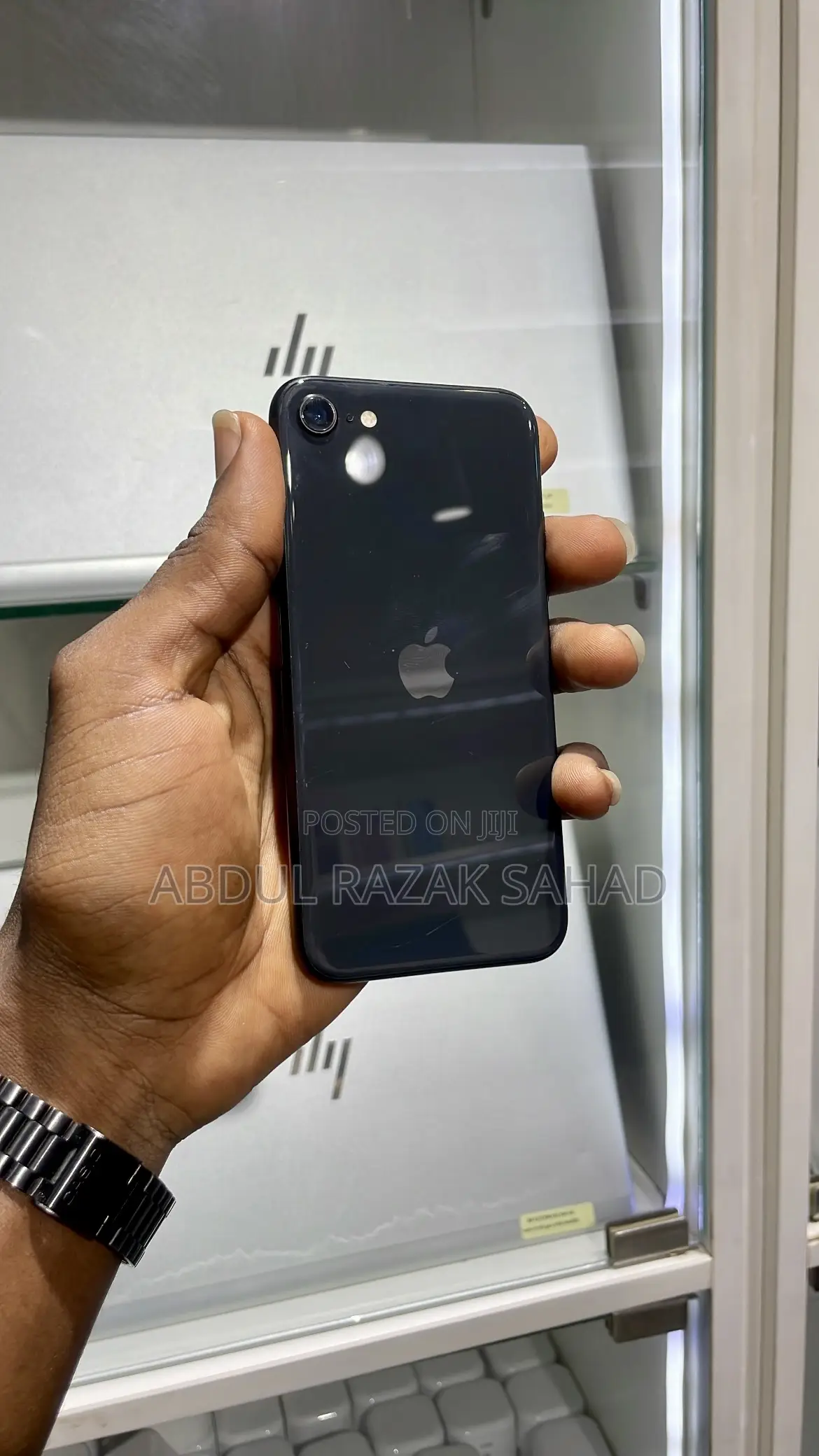 Apple iPhone SE (2020) 64 GB Black