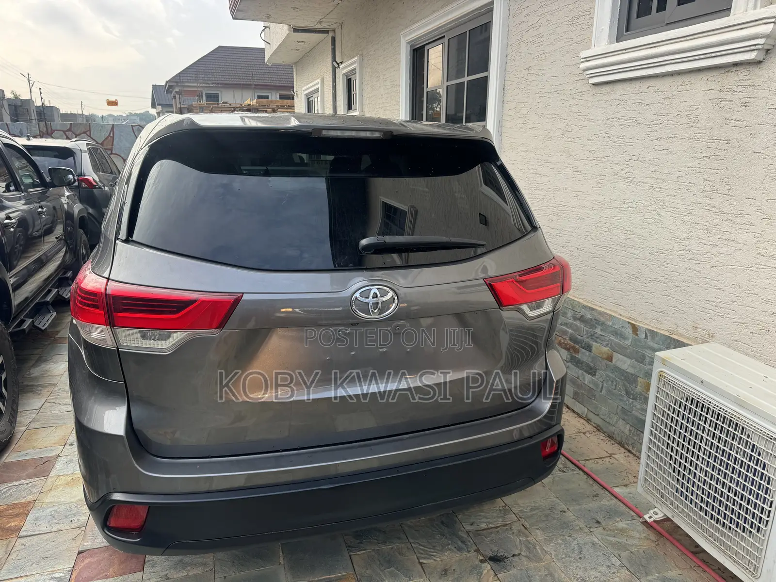 Toyota Highlander LE 4x2 (2.7L 4cyl 6A) 2018 Gray