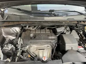 Toyota Highlander LE 4x2 (2.7L 4cyl 6A) 2018 Gray