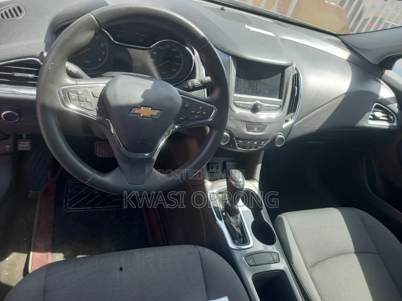 Chevrolet Cruze L 2019 White