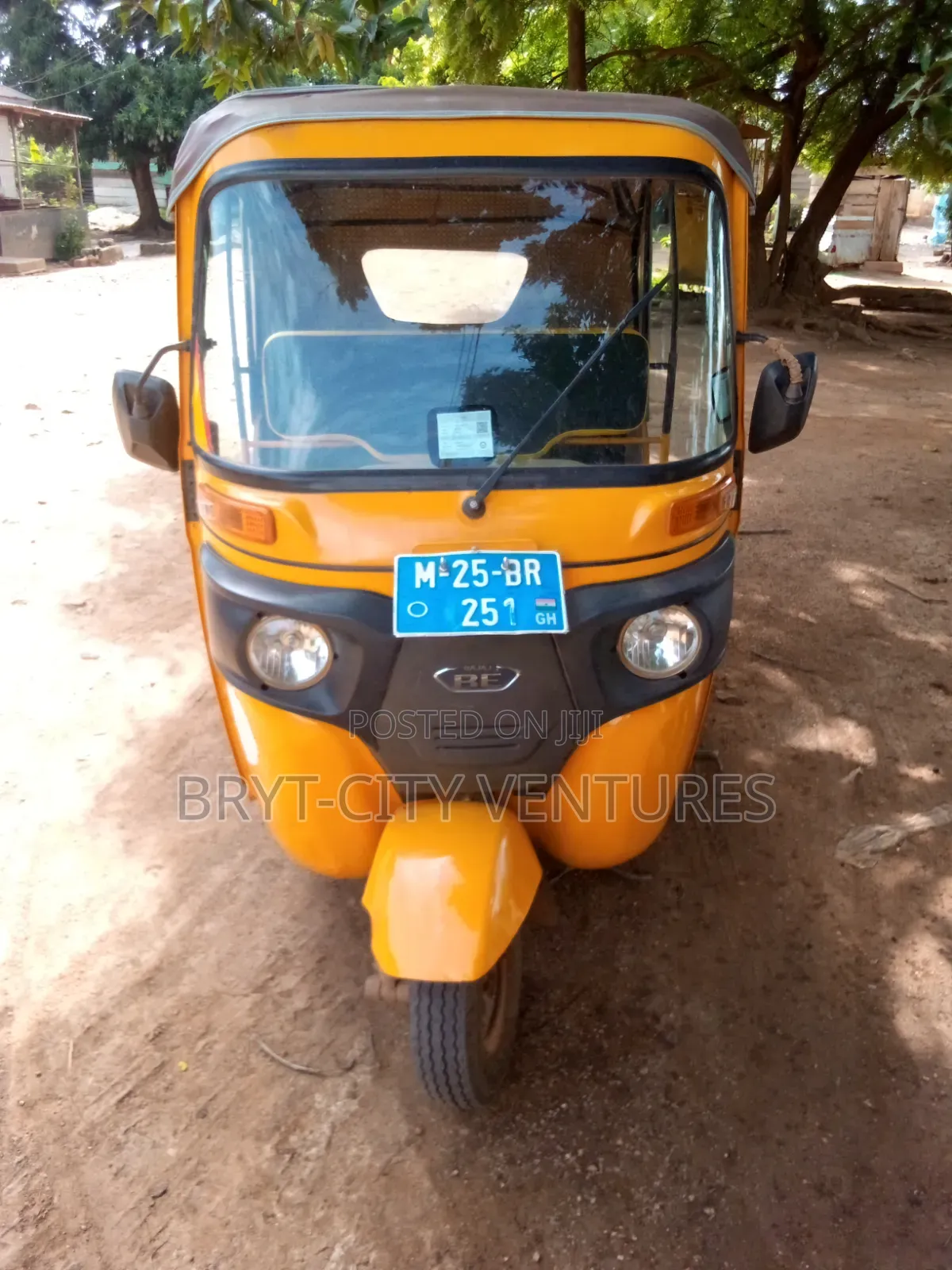 Bajaj RE 2025 Yellow