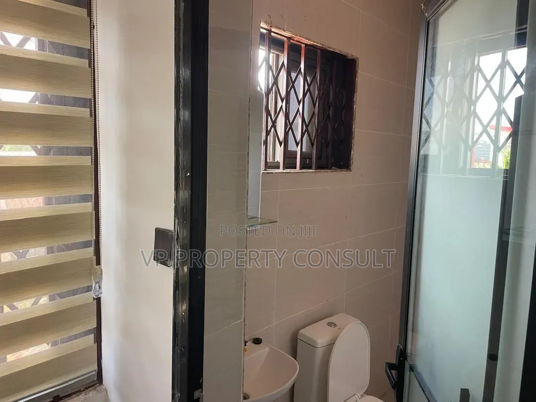 3bdrm House in Mile 7 for rent