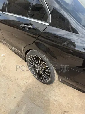 Mercedes-Benz C250 2014 Black