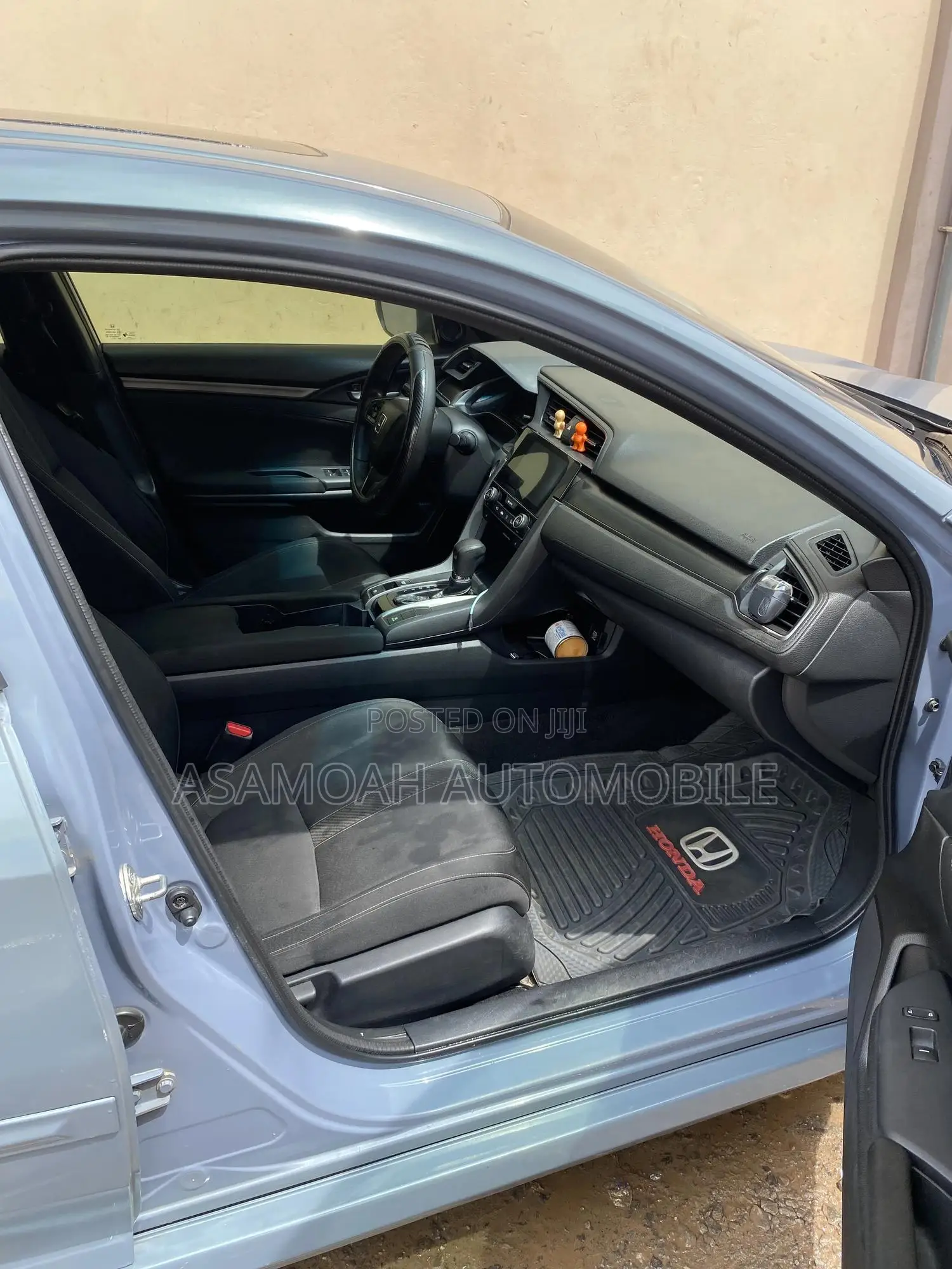 Honda Civic EX 4dr Hatchback (1.5L 4cyl) 2017
