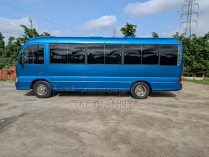 Hyundai County 2016 Blue